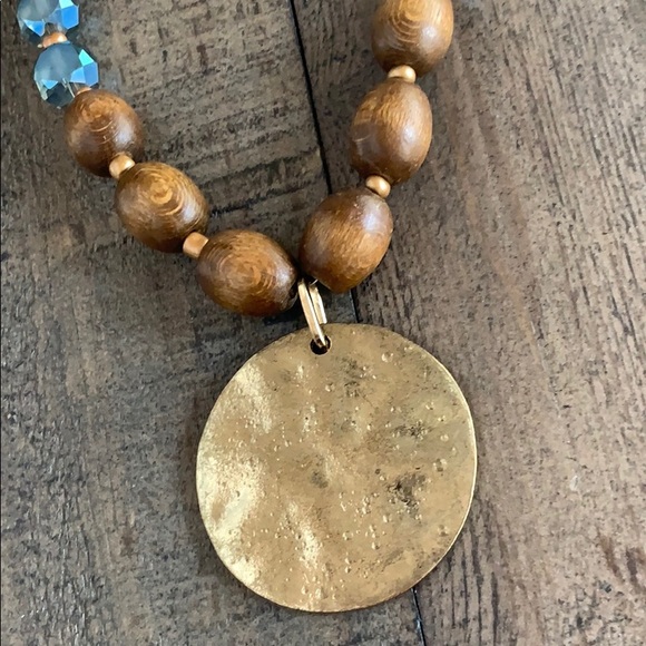 Handmade crystal pendant wood necklace ✨ - Picture 3 of 5